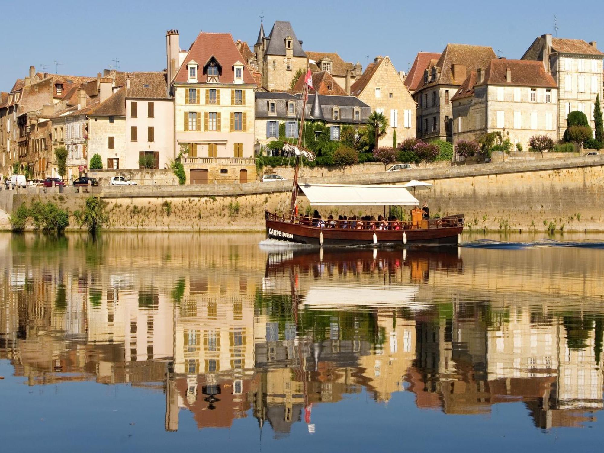 Modern Holiday Home In Aquitaine 圣耐克森 外观 照片